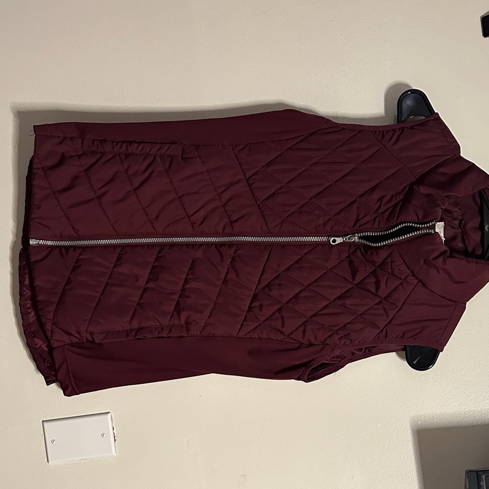 Maurice’s size small vest